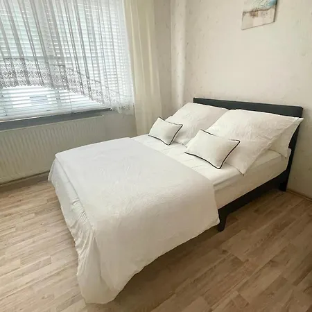 Bed and breakfast Alte Baeckerei Im Zentrum Von Ludwigslust Entspannt Wohnen Entdecken Sie Den Park Und Das Schloss Oder Schwerin Mit Seinem Weltkulturerbe Und Die Nahegelegene Ostsee Ludwigslust